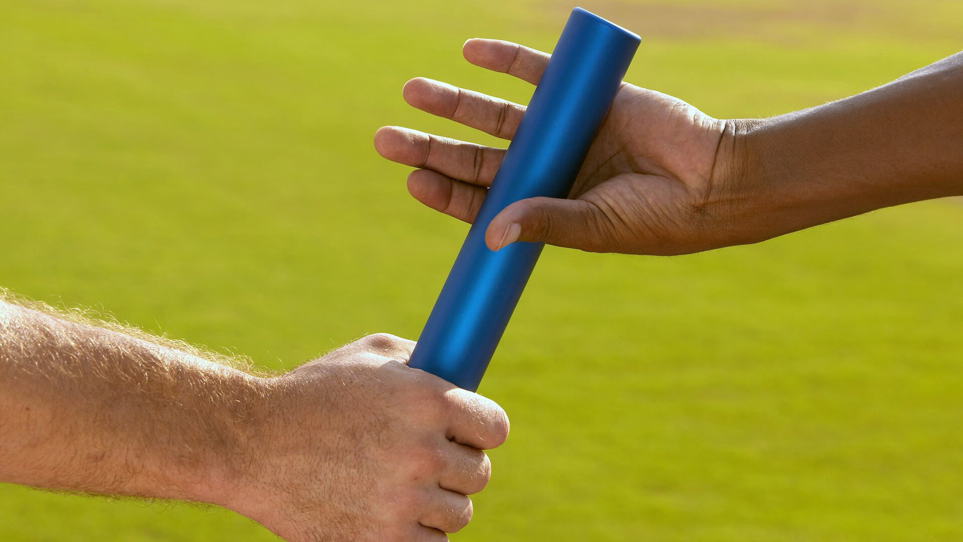 _亲子乐园:少年儿童与父母共诉运动梦想_,亲子共同参与