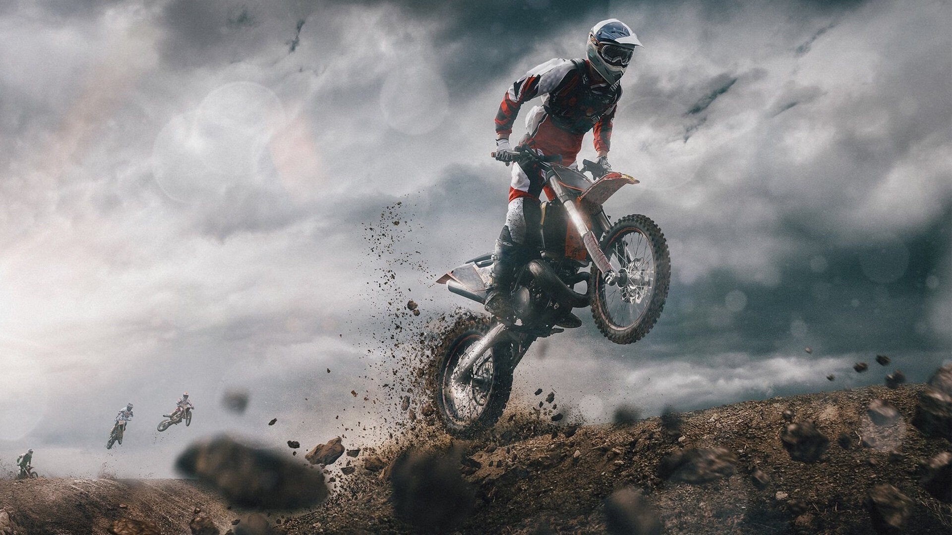 “足球+健康”理念在全国基层广泛传播，运动全民化深入人心，足球运动在全民健身中的意义