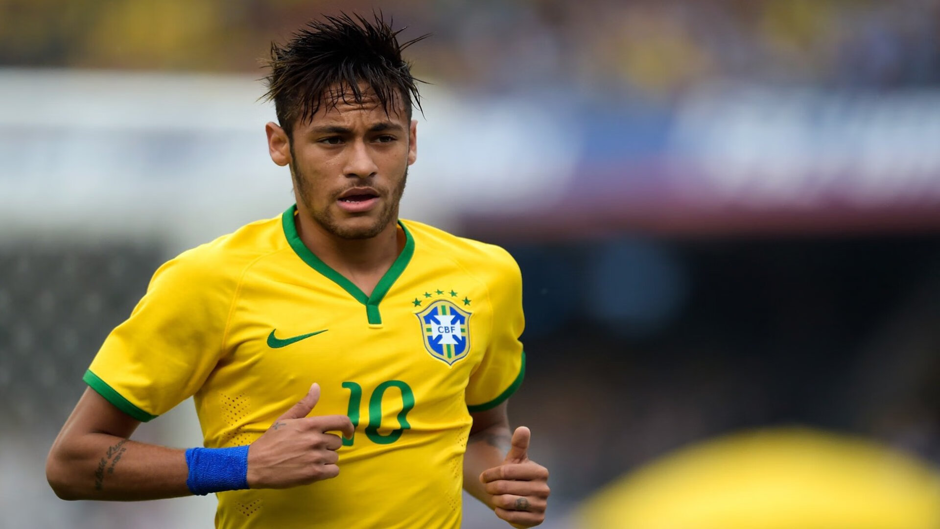 欧洲足球未来：欧冠赛场的新星崛起，欧洲杯潜力新星