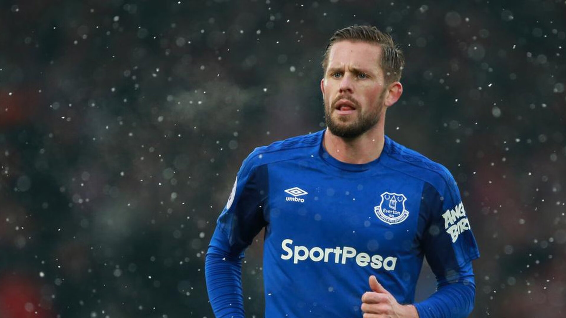 九游娱乐(jiuyou)官网-纪录挑战：哪些球员最有可能本赛季打破历史纪录？，本赛季进步最大的球员